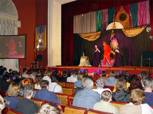 Театр «Мадхура» со спектаклем про Господа Рамачандру