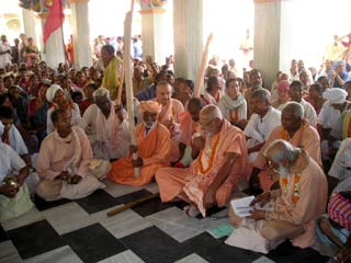 речь Шрипада Гири Махараджа в храме Шараданга Джаганнатха