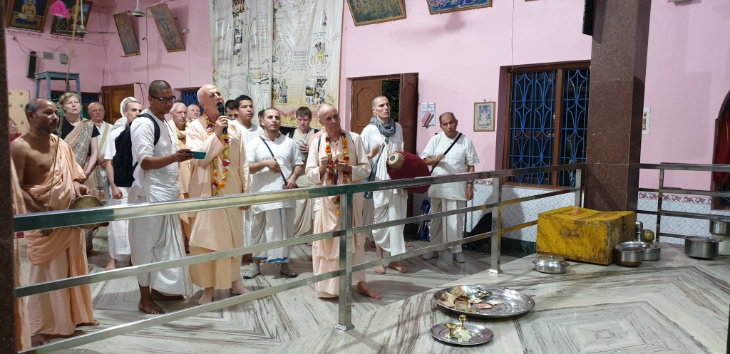 20190329_25_храм Гаудия миссии, который открыл Сарасвати Тхакур.jpg